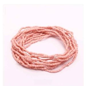 Stretch bracelet in matte coral/pink